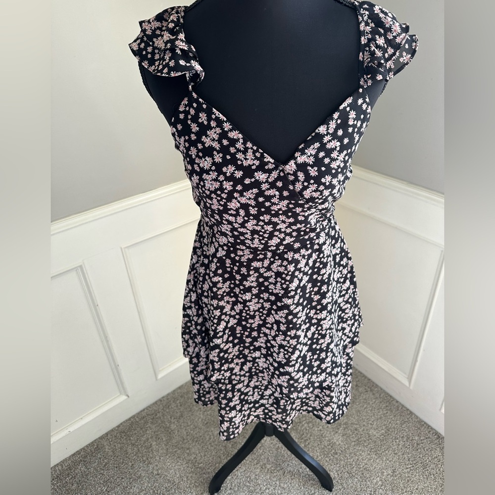 Altered State Black Pink Daisy Floral Puff Sleeve Mini Dress XS Smocked Back